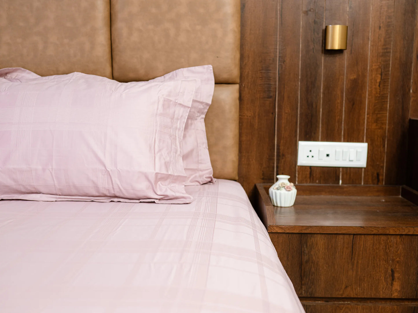 Hush classic minimalist luxury bedding in premium organic cotton with 500 TC