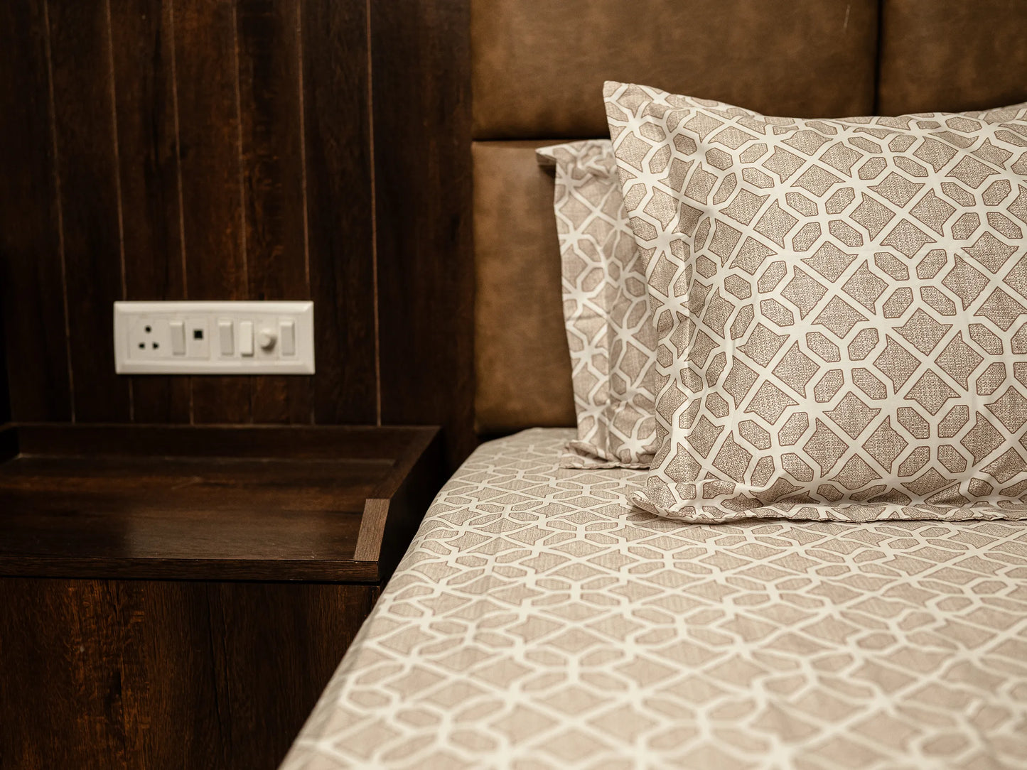 Prism almond luxury abstract bedding in premium cotton with 500 TC.