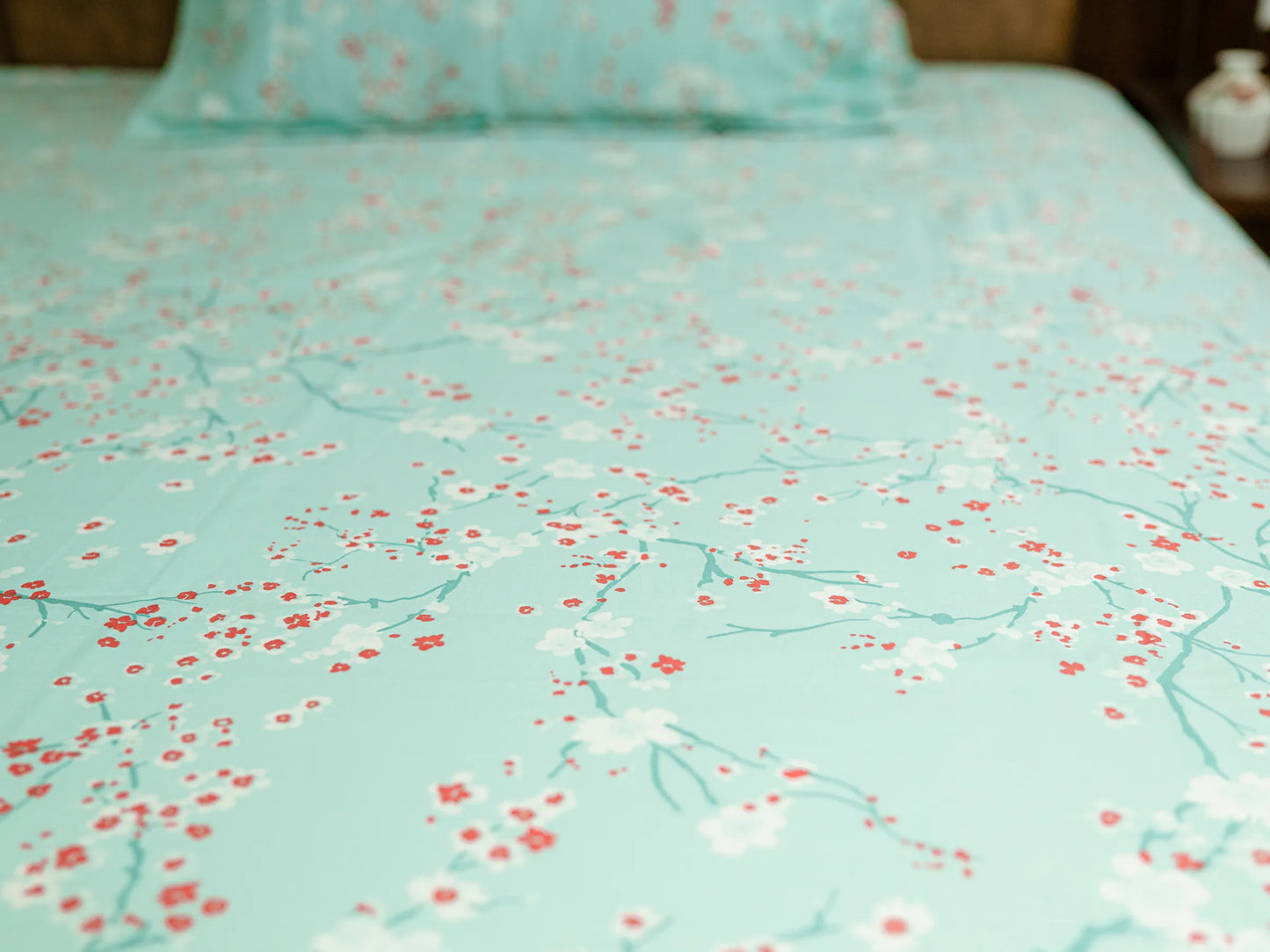 Echo aqua luxury abstract bedding in premium cotton with 500 TC.